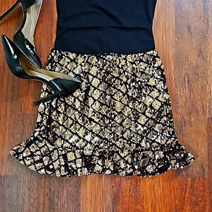 Forever 21 skirt black and peach Small